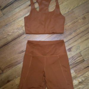 Girlfriend Collective Set in Rust - S - Lightly Used